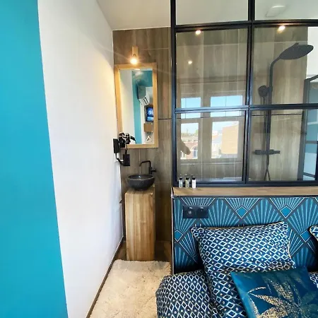 Capsule Gaming Balneo & Billard & Babyfoot & Sauna 2 Appartement