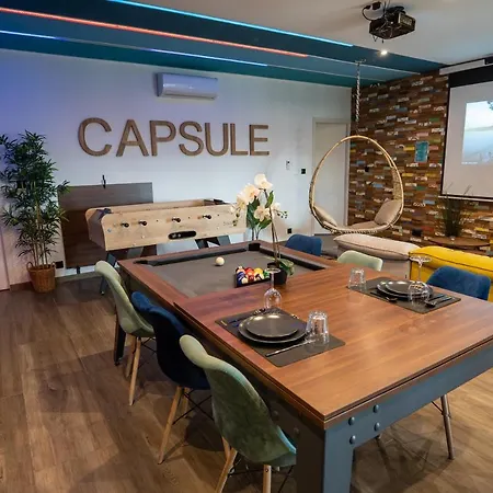 Apartmán Capsule Gaming Balneo & Billard & Babyfoot & Sauna 2 *